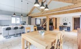  Transformation de hangar agricole en maison avec cuisine ouverte sur le séjour - Mauguio 34130