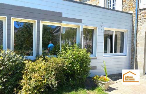 Réfection d'une extension avec une isolation thermique par l'extérieur sur Le Grippon 50320