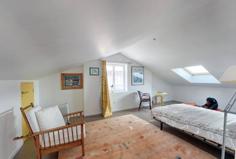 Chambre d'amis sous les combles Chenôve