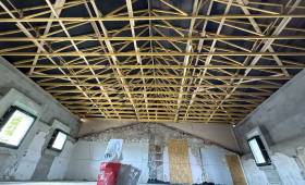 Rénovation de corps de ferme avec nouvelle charpente et toiture - Alixan 26300