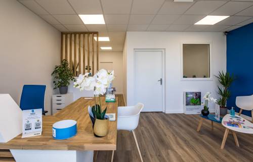 Rénovation complète d'une agence Audition Conseil, Villefranche sur saone