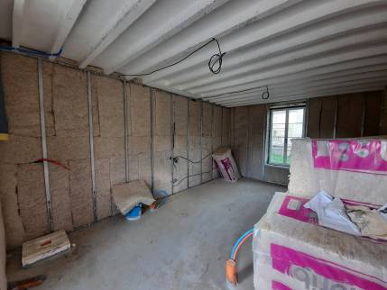 Isolation des murs (Mathieu 14920)