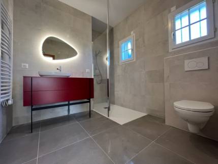 Nouvelle salle de bain après sa rénovation complète - Nantes 44