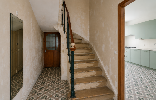 escalier en bois  à Évron (53150)