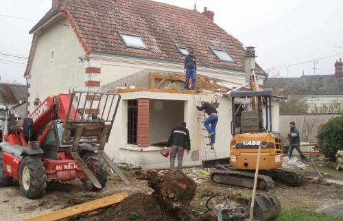 Le début des travaux de démolition