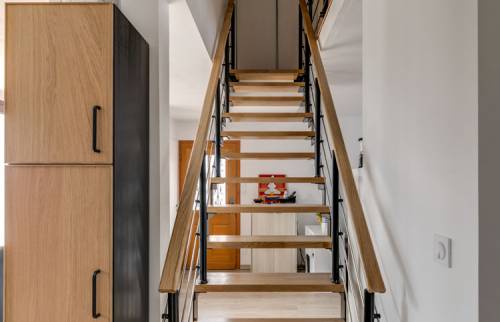 Escalier bois et métal Orvault