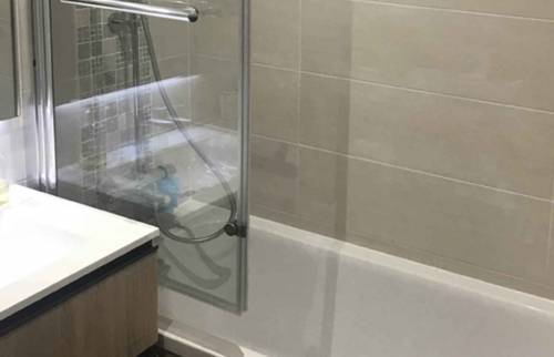 rénovation salle de bain avec baignoire - Mennecy (91) 