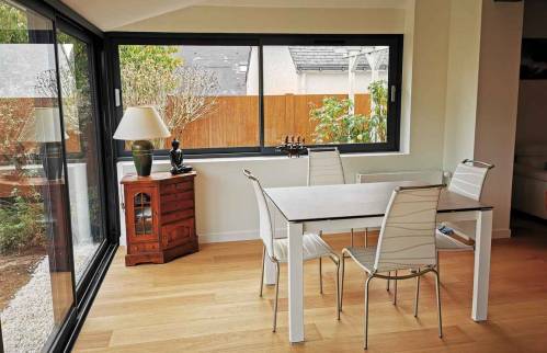 Salle à manger - architecte 44, bureau d'étude 44, maçon 44, plaquiste 44, peintre 44, carreleur 44, menuisier 44, plombier 44, électricien 44, décorateur intérieur 44, charpentier 44, couvreur 44