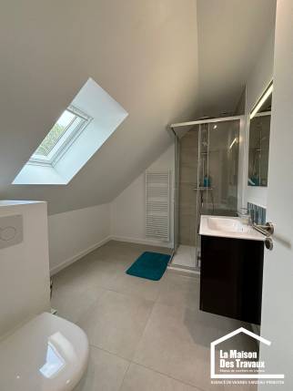 transformation salle de bain combles