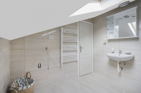 salles de bain moderne sous les combles