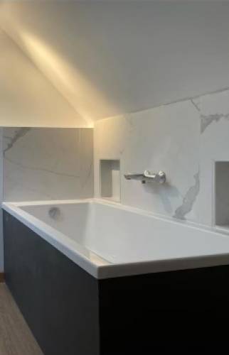 Salle de Bain noire La Maison des Travaux Rouen