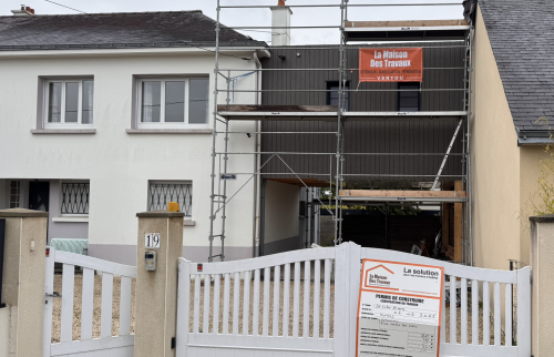 PROCHAINEMENT - Création d'une extension sur pilotis à Thouaré-sur-Loire (44470) - travaux en cours