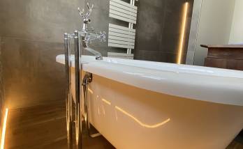 Baignoire à pattes de lion