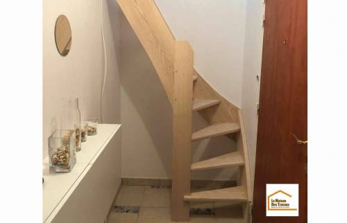 Pose d'un escalier à Yquelon (50400).