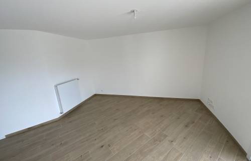 Réalisation d'une bibliothèque sur mesure à Annemasse