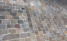 Pavé de rue en ocre en Essonne