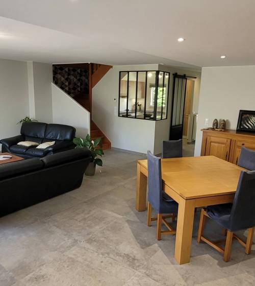  Séjour avec verrière intérieure après travaux de rénovation de maison - Brie-Comte-Robert 77170