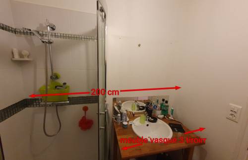 Salle d'eau avant rénovation (étape 2)