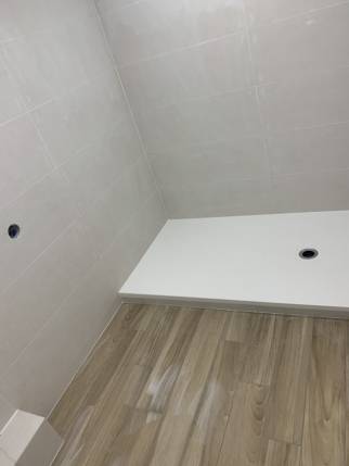 Salle de bain en cours de transformation