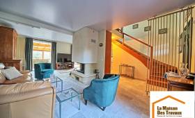 Salon rénové (Varennes-Jarcy 91480)