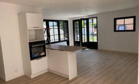 Grandes ouvertures sur jardin grâce aux menuiseries aluminium 