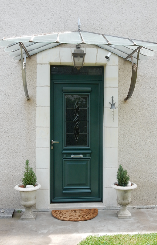 Remplacement d’une belle porte d’entrée avec imposte vitrée