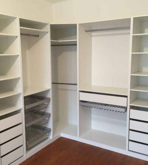 Pose d'un dressing sur mesure