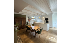 Une rénovation sur mesure entre respect de l'ancien et design moderne à Coutances 50200