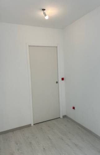 Transformation d’un garage en chambre à La Rivière-de-Corps porte