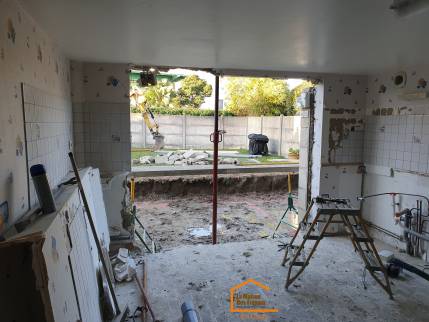 Rénovation énergétique d'une maison à Saint-Lunaire (35800) et remplacement de la véranda.