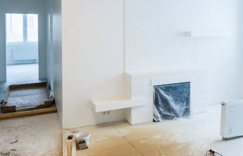 Mise en place d'une cheminée dans une maison 