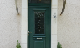 Remplacement d’une belle porte d’entrée avec imposte vitrée