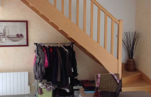 Escalier avant le placard