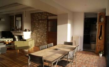 Salle à manger sur tomette