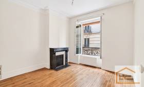 chambre-renovee-appartement-asnieres-bac-flachat