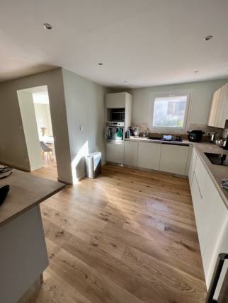 Cuisine après réfection et réaménagement 