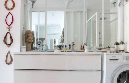 meuble de salle de bain rénovée