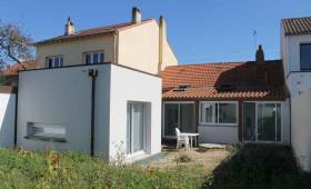 Rénovation intérieur + extension (bardage bois et enduit) d'une maison à Rezé (44)