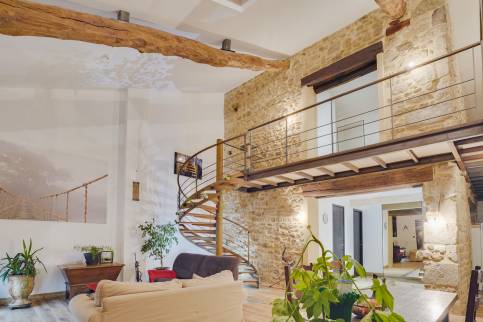 Réhabilitation d'une maison de village dans le Val de Saône, Lyon Ouest - Travaux d'isolation thermique, electricité, plomberie, chauffage