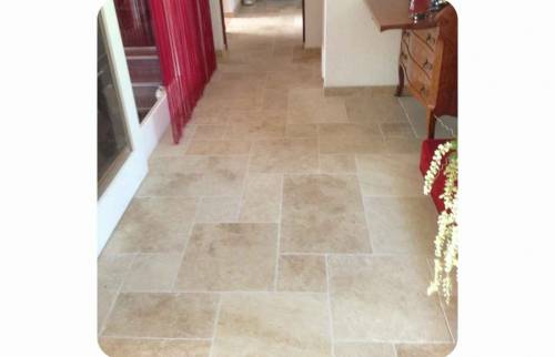 Nouveau revêtement de sol au Val Saint Pair (50300).