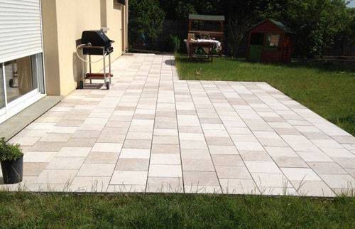 Terrasse carrelée à Rambouillet