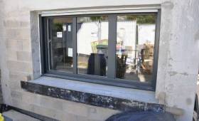 Nouvelle fenêtre aluminium sur une extension de maison - Combs-la-Ville 77380