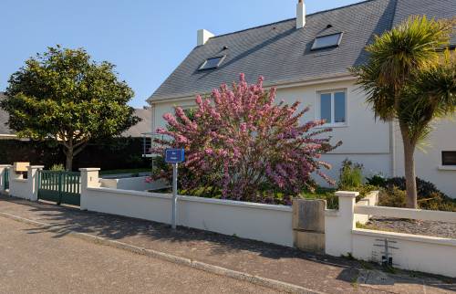 Après – Portail et portillon installés (vue 1)