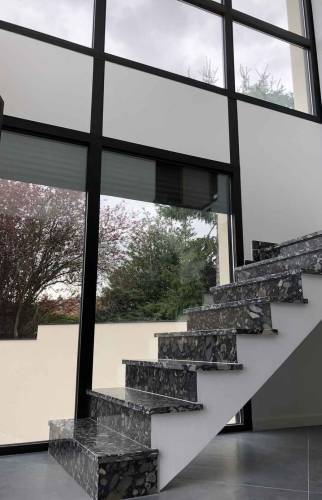 Escalier sur mesure en pierre naturelle