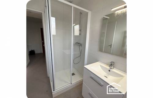 Optimiser une petite salle de bain sur Isigny-sur-Mer 14230