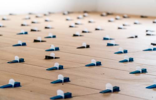 Artisan pose parquet
