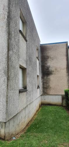 Façade de locaux professionnels avant travaux de rénovation - Brie-Comte-Robert 77170