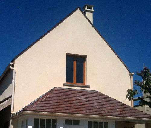 Une façade rénovée à Sautron après