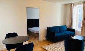 salon appartement bleu