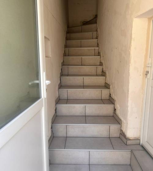 Escalier intérieur rénové - Loriol-sur-Drôme 26270